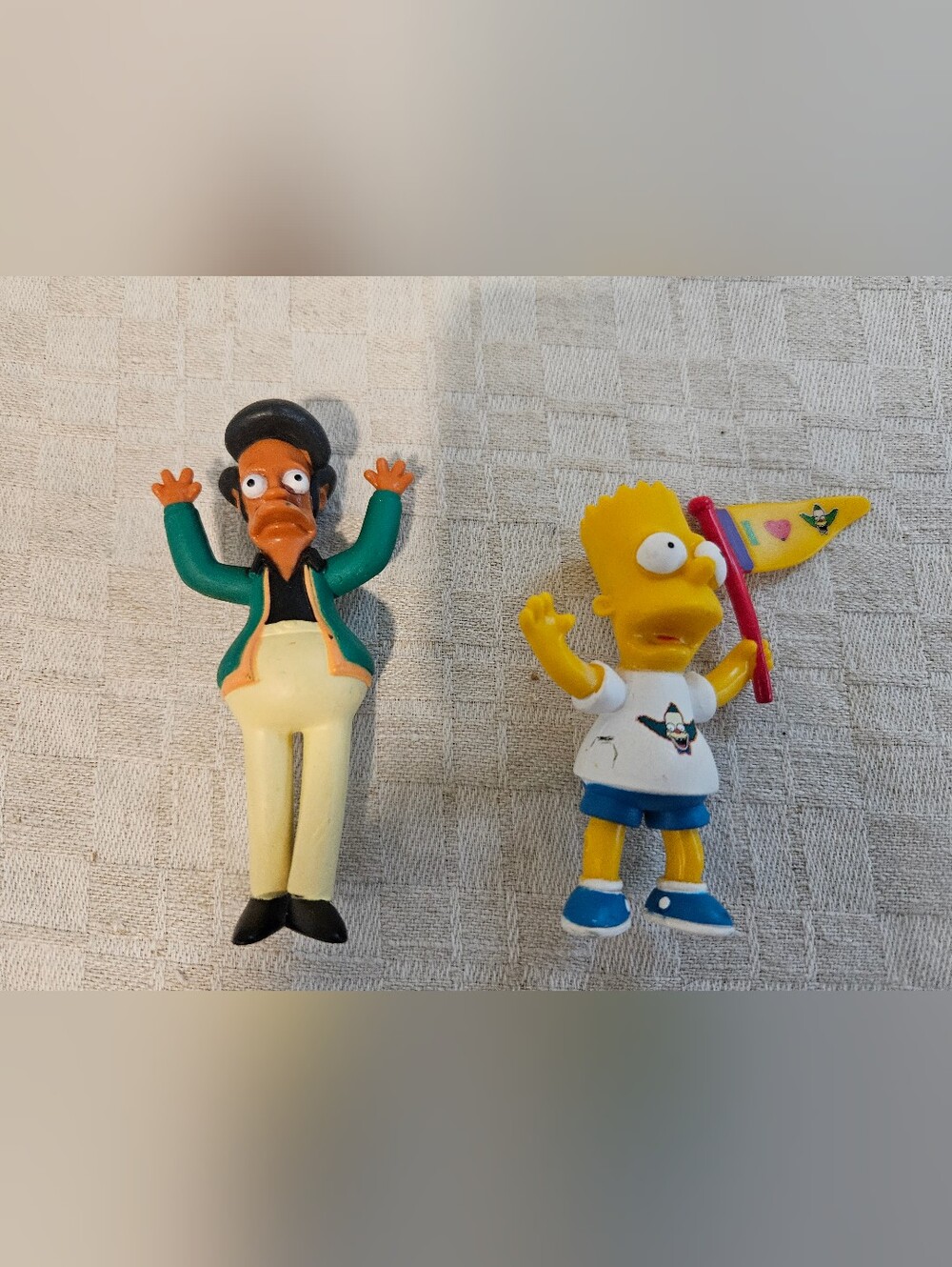 The Simpsons Bart with I love Krusty Flag PVC Plastic 2007 Fox 3" Figure And Apu
